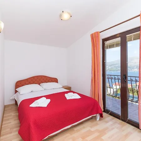 One-bedroom In Okrug Donji Donji Okrug (Ciovo)